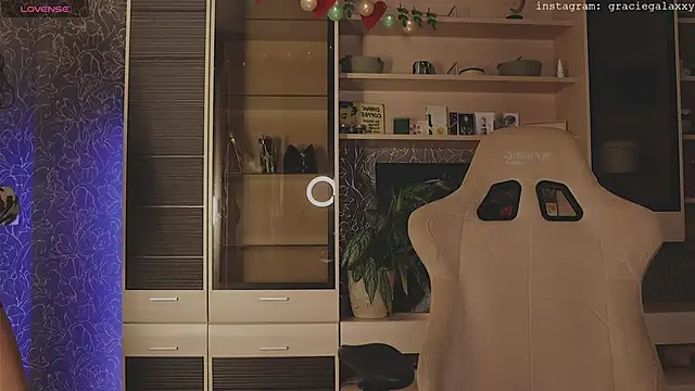 Chill out with Salvia online show from 11-18-25, 03:59