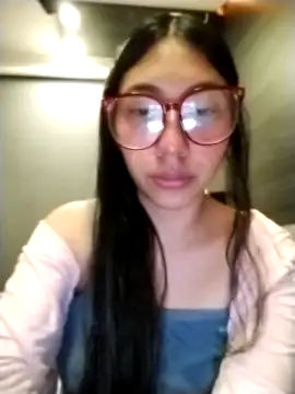 Umaru uwu online show from 04-15-26, 04:29