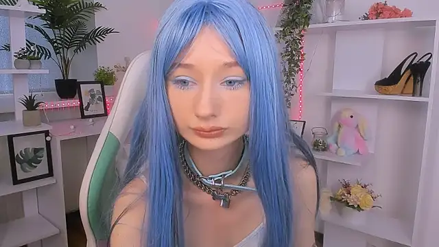 Katia Kim online show from 11-01-25, 06:19