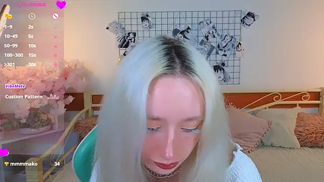 Katia Kim online show from 04-14-26, 05:23