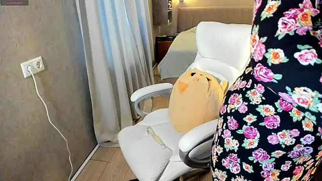 Your Wet Desire online show from 04-08-26, 04:03