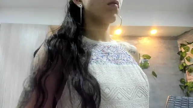 Snapshot of Mhelanny2 chatting on 05-14-26, 07:22 Mhelanny2 online show from 05-14-26, 07:22