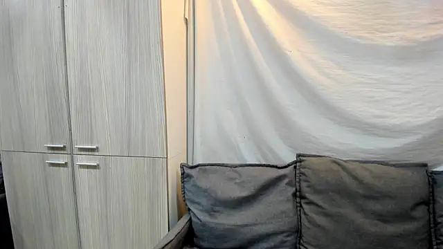 Mhelanny2 online show from 04-03-26, 05:30