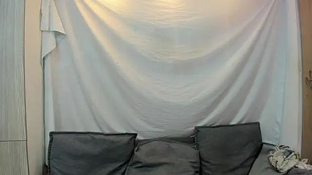 Mhelanny2 online show from 02-22-26, 05:25