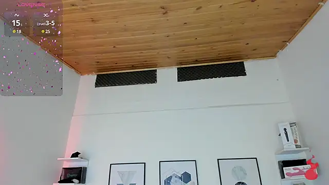 cristal  hot 1 online show from 03-17-25, 07:13