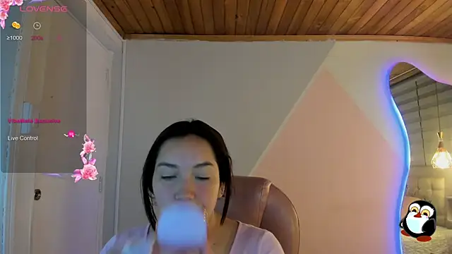 cristal  hot 1 online show from 07-18-26, 05:05