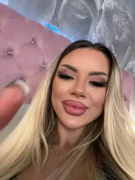 IvyRubens online show from 10-10-25, 05:08