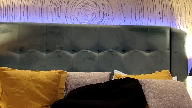 IvyRubens online show from 03-13-25, 12:02