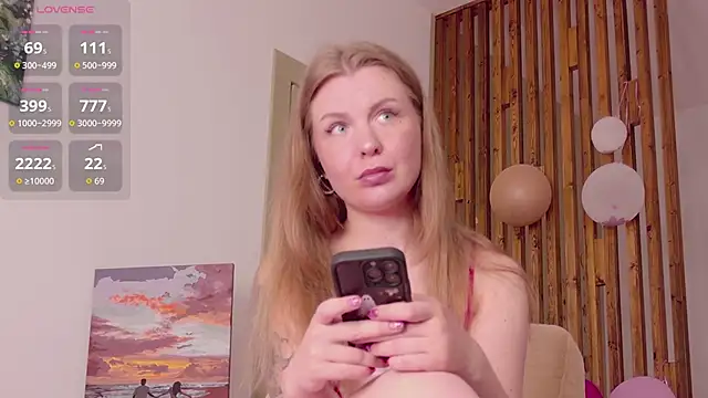 Snapshot of yourlovelyjul chatting on 06-15-26, 04:06 yourlovelyjul online show from 06-15-26, 04:06