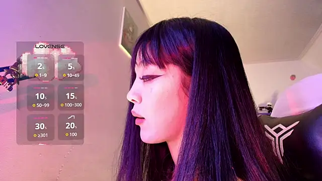 Snapshot of Persia_09 chatting on 09-22-25, 03:01 Persia 09 online show from 09-22-25, 03:01
