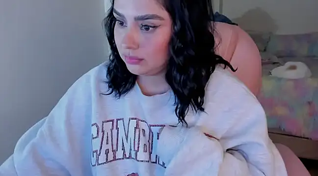 Snapshot of rosalie_lust chatting on 02-11-25, 10:25 rosalie lust online show from 02-11-25, 10:25