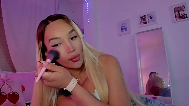  viioletweekend  online show from 11-28-25, 08:42