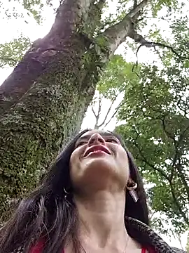 Snapshot of Sam_Sara chatting on 02-14-26, 06:08 Sam Sara online show from 02-14-26, 06:08