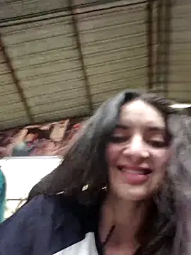 Snapshot of Sam_Sara chatting on 04-12-26, 05:27 Sam Sara online show from 04-12-26, 05:27