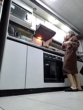 Snapshot of Sam_Sara chatting on 04-13-26, 05:33 Sam Sara online show from 04-13-26, 05:33