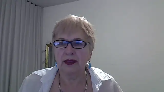 SweetCherry27 online show from 02-11-26, 04:12