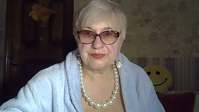 Snapshot of SweetCherry27 chatting on 04-14-26, 05:29 SweetCherry27 online show from 04-14-26, 05:29