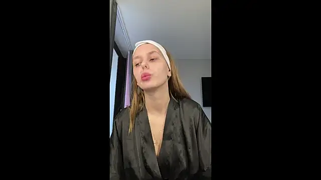 SofyBruno online show from 01-07-26, 07:13