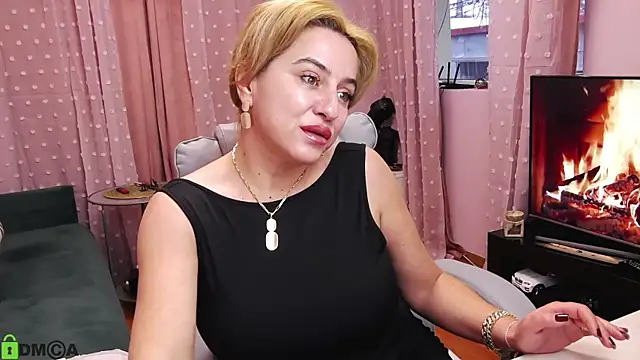 Snapshot of CarrieLoveX chatting on 03-02-25, 05:33 CarrieLoveX online show from 03-02-25, 05:33