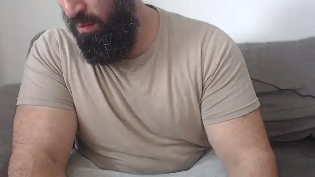 Snapshot of hugemachohandsome chatting on 06-19-26, 12:00 hugemachohandsome online show from 06-19-26, 12:00