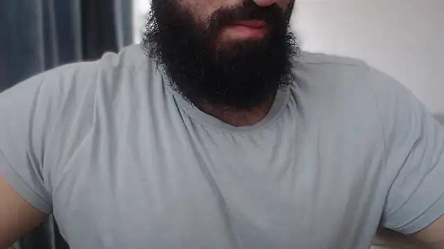 hugemachohandsome online show from 11-18-25, 10:07