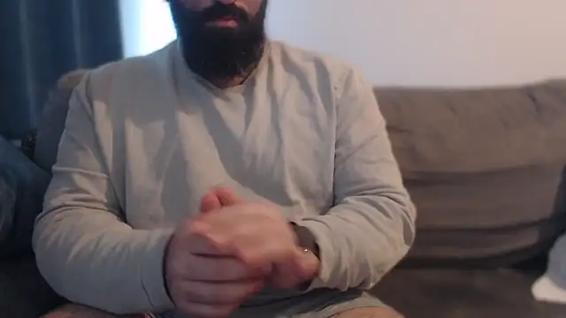 hugemachohandsome online show from 02-22-26, 08:06