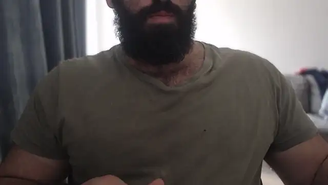 hugemachohandsome online show from 10-01-25, 11:14