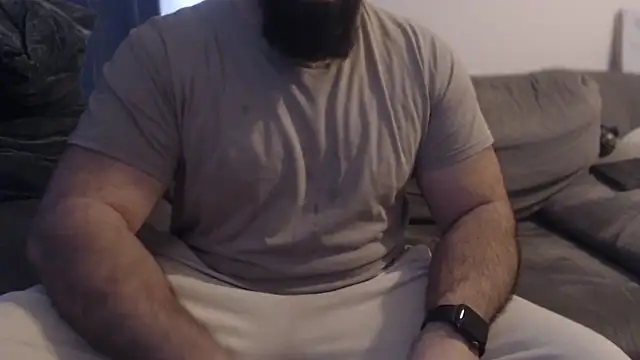 hugemachohandsome online show from 02-11-26, 08:14