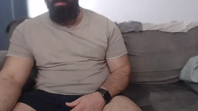 hugemachohandsome online show from 03-07-26, 08:21