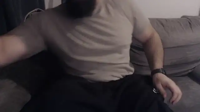 hugemachohandsome online show from 02-11-26, 09:47