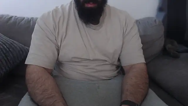 Snapshot of hugemachohandsome chatting on 04-29-26, 05:55 hugemachohandsome online show from 04-29-26, 05:55