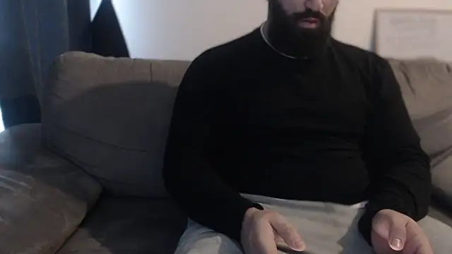 hugemachohandsome online show from 01-13-26, 08:40