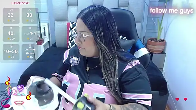 evelin zaens online show from 06-05-26, 05:01