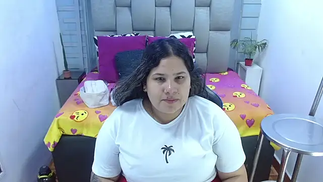 evelin zaens online show from 04-01-26, 04:14