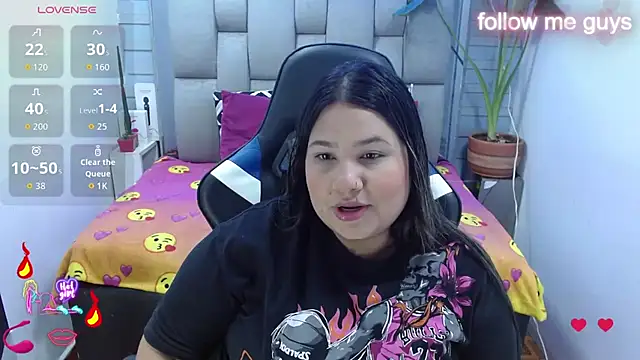 evelin zaens online show from 07-13-26, 05:51