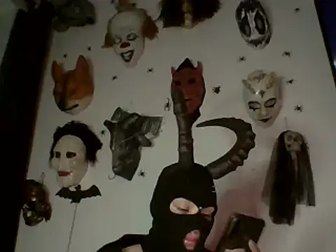 Snapshot of FeticheMacabre chatting on 02-09-25, 05:40 FeticheMacabre online show from 02-09-25, 05:40