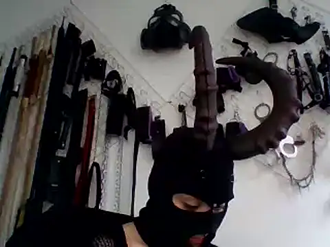 Snapshot of FeticheMacabre chatting on 01-01-25, 05:55 FeticheMacabre online show from 01-01-25, 05:55