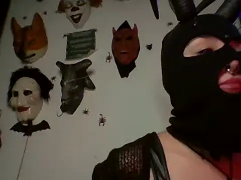 Snapshot of FeticheMacabre chatting on 12-07-24, 12:36 FeticheMacabre online show from 12-07-24, 12:36