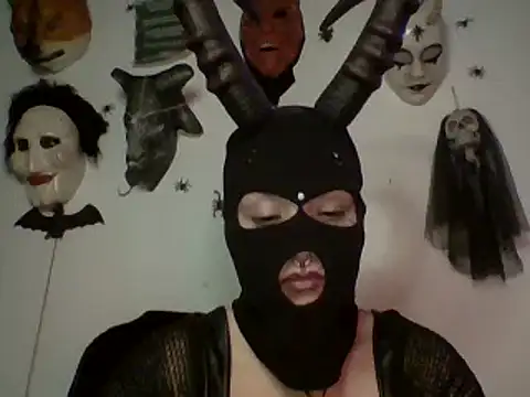Snapshot of FeticheMacabre chatting on 12-07-24, 03:42 FeticheMacabre online show from 12-07-24, 03:42
