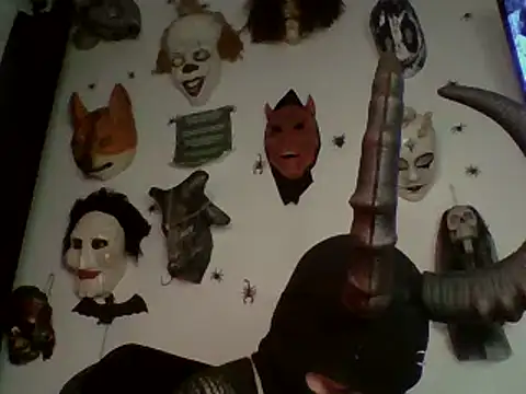 Snapshot of FeticheMacabre chatting on 02-01-25, 04:46 FeticheMacabre online show from 02-01-25, 04:46
