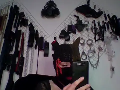 Snapshot of FeticheMacabre chatting on 01-12-25, 01:53 FeticheMacabre online show from 01-12-25, 01:53