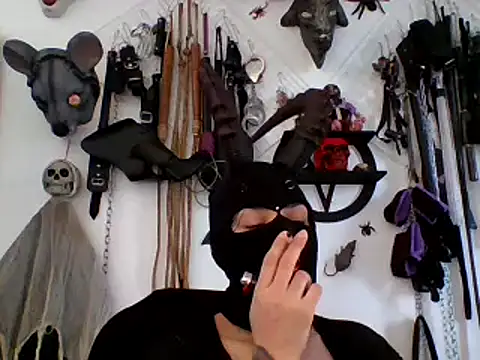 FeticheMacabre online show from 04-20-26, 03:02