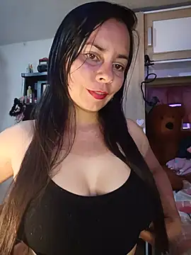 Snapshot of johannatb chatting on 06-24-26, 02:43 johannatb online show from 06-24-26, 02:43
