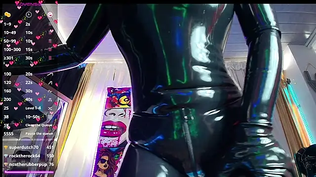 Snapshot of LatexDevil_Blondie chatting on 03-14-25, 06:07 LatexDevil Blondie online show from 03-14-25, 06:07