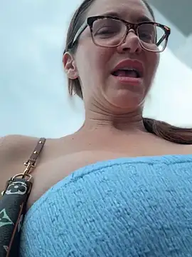 MessyNastyQueen online show from 10-05-25, 05:25