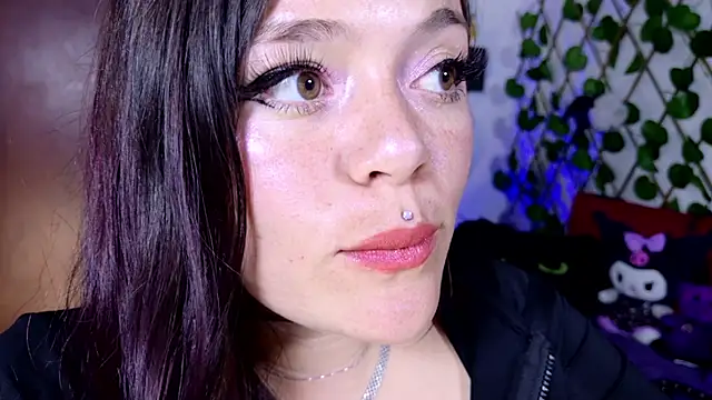 Snapshot of _kalypso_ chatting on 06-22-26, 10:40 kalypso online show from 06-22-26, 10:40