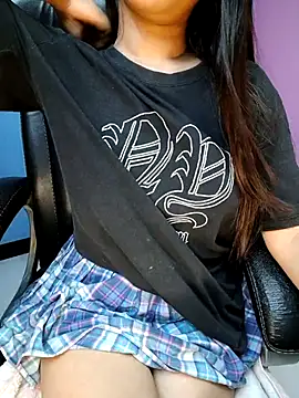 Snapshot of Aditi_1 chatting on 09-21-25, 02:33 Aditi 1 online show from 09-21-25, 02:33
