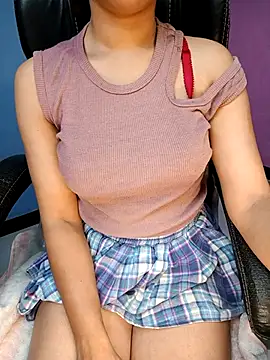 Snapshot of Aditi_1 chatting on 10-24-25, 03:55 Aditi 1 online show from 10-24-25, 03:55