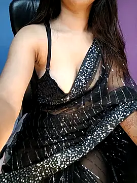 Snapshot of Aditi_1 chatting on 10-18-25, 01:07 Aditi 1 online show from 10-18-25, 01:07
