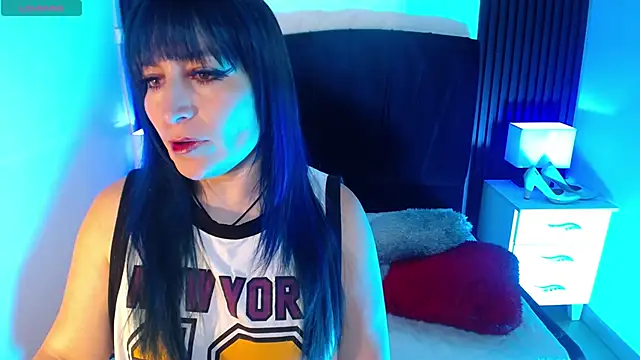 alicia moom online show from 11-28-25, 07:25